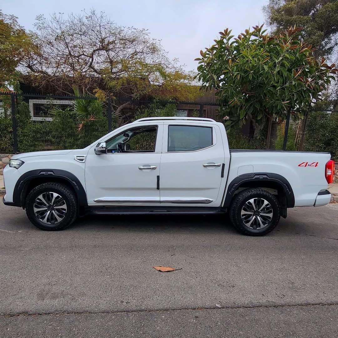 2023 Maxus T90 Blanco - Miniatura 4