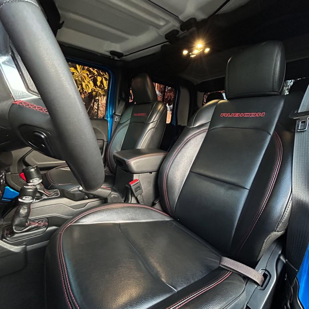 2023 Jeep GLADIATOR RUBICON 🇺🇸 Azul - Miniatura 6