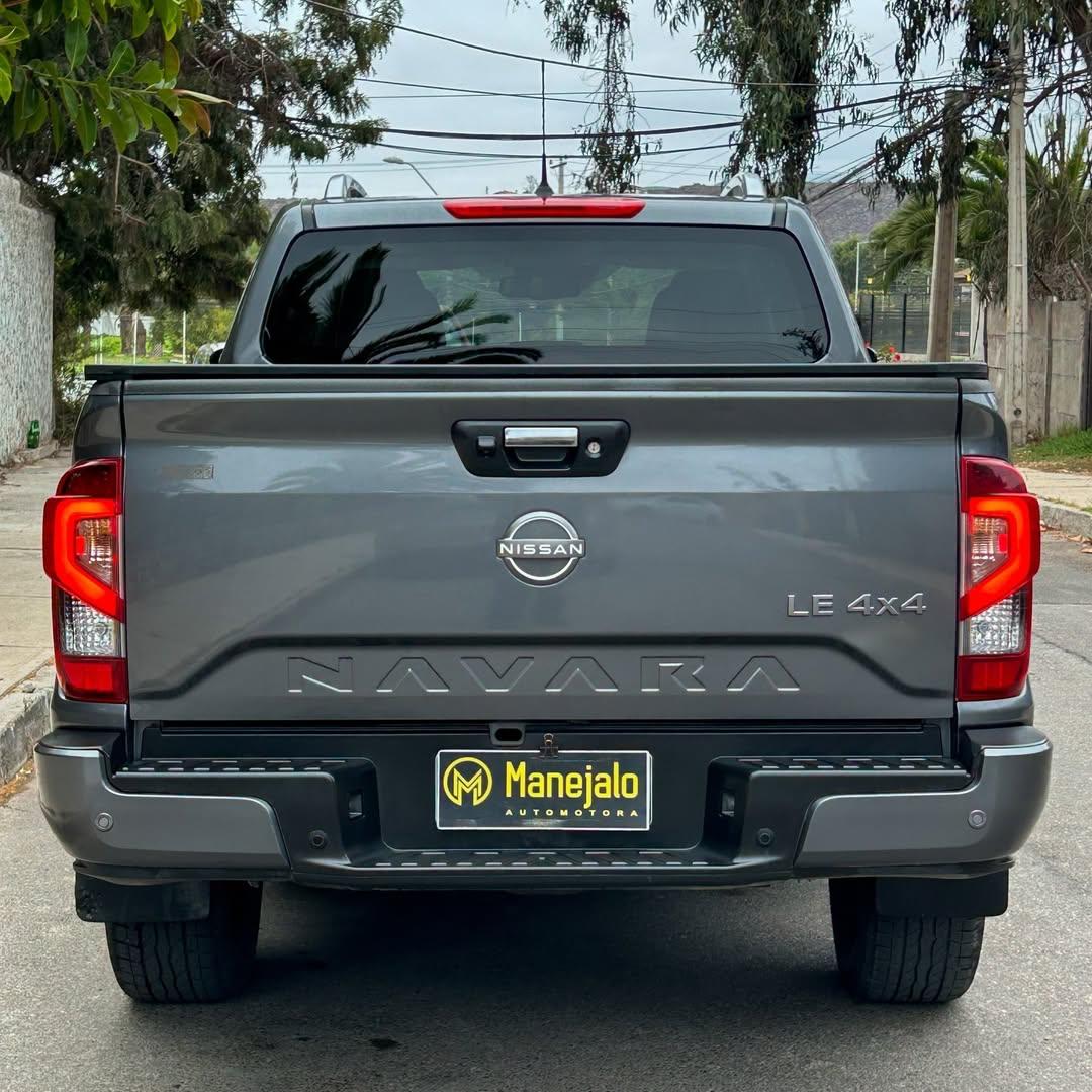 2023 Nissan NAVARA LE 2.3L 🇯🇵 Gris - Miniatura 10