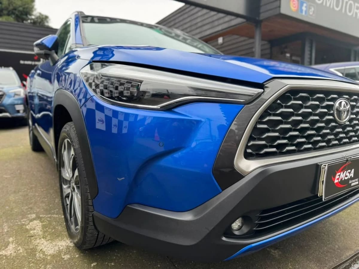 2023 Toyota Corolla Cross Suv Azul - Miniatura 4