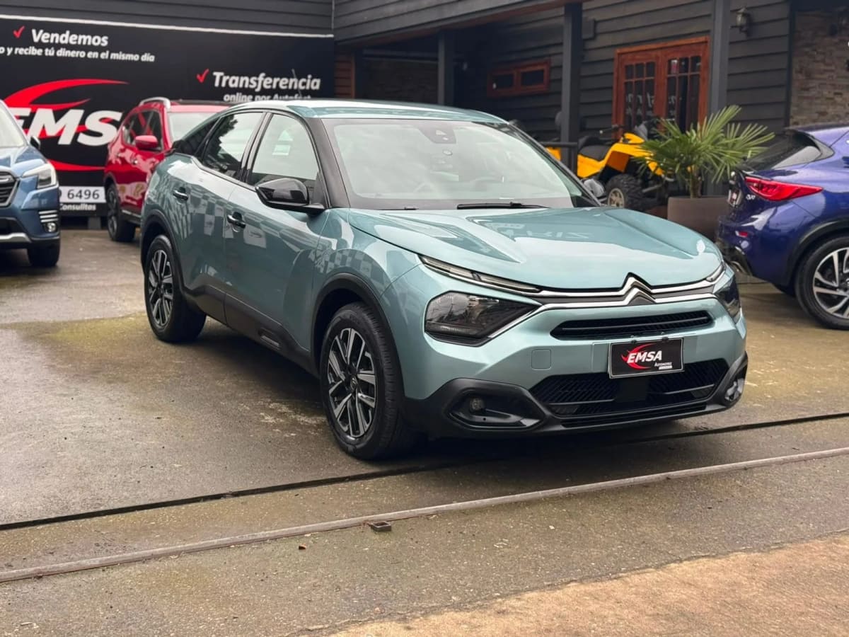 2022 Citroën C4 Feel Hatchback Azul - Miniatura 2
