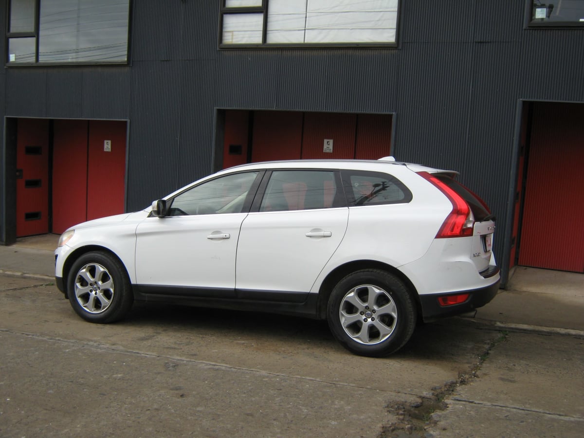 2010 Volvo Xc 60 T6 Xc Blanco - Miniatura 8