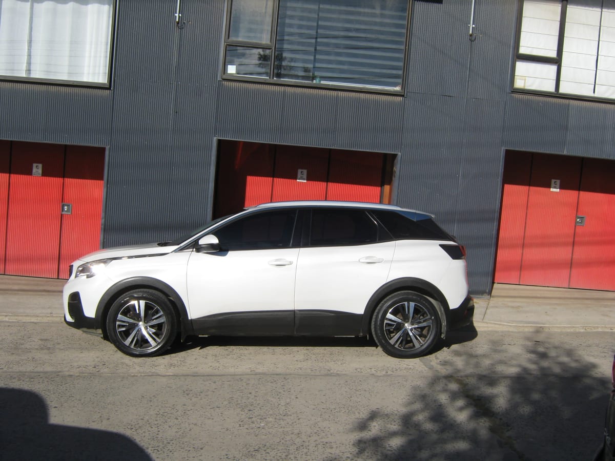 2018 Peugeot 3008 Active Blue 3008 Blanco - Miniatura 8