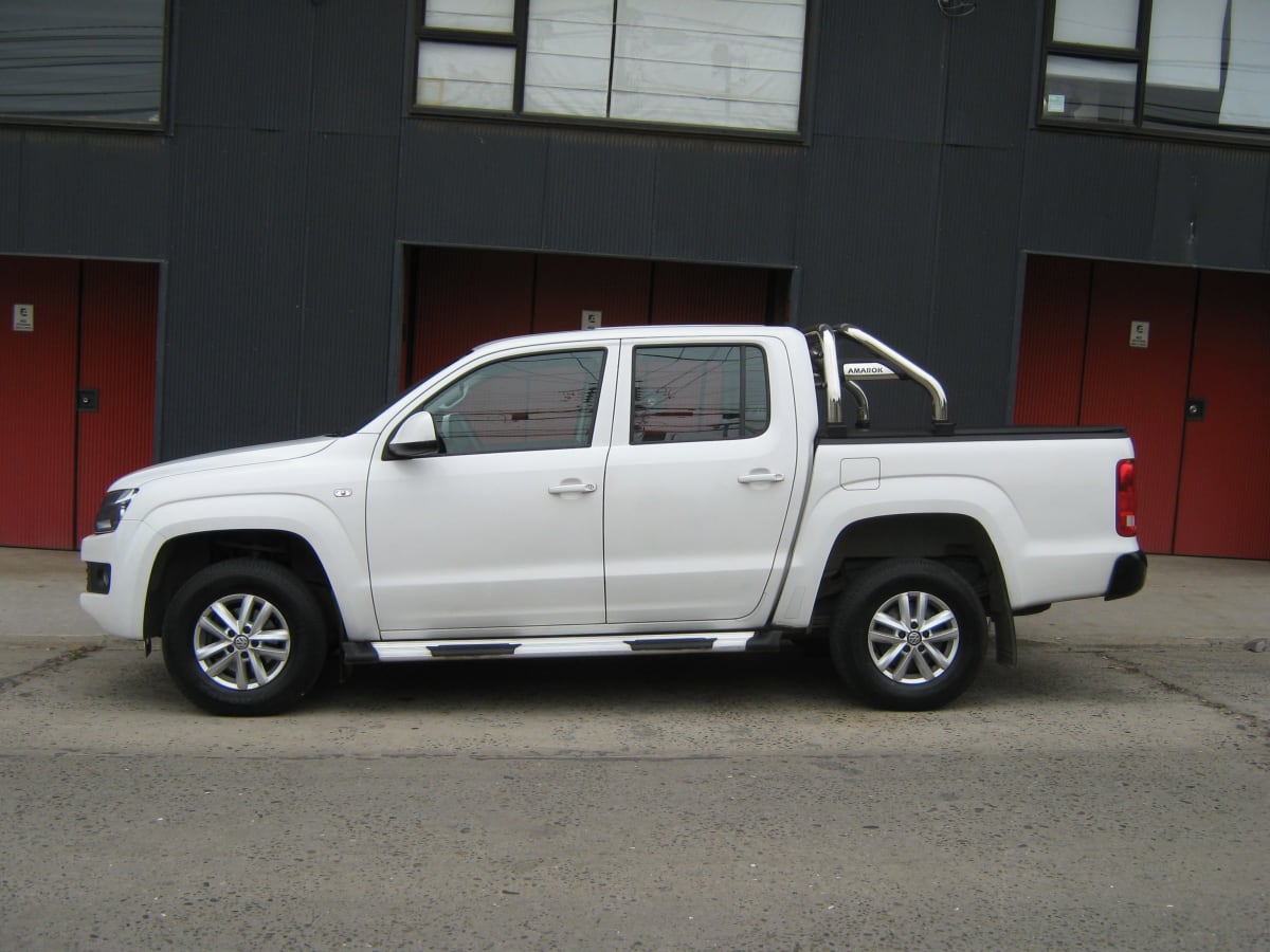 2016 Volkswagen Amarok 4x4 Amarok Blanco - Miniatura 3