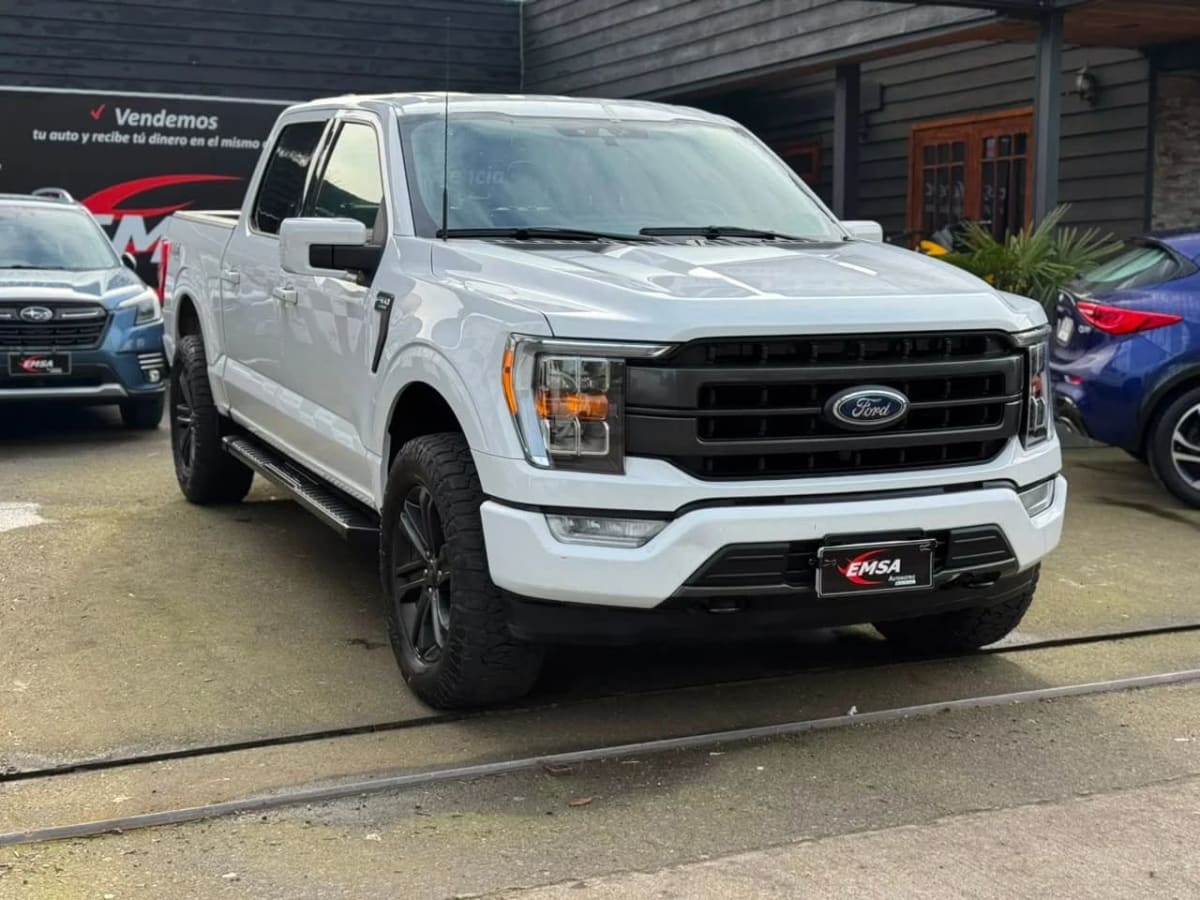 2022 Ford F150 Camioneta Blanco - Miniatura 3