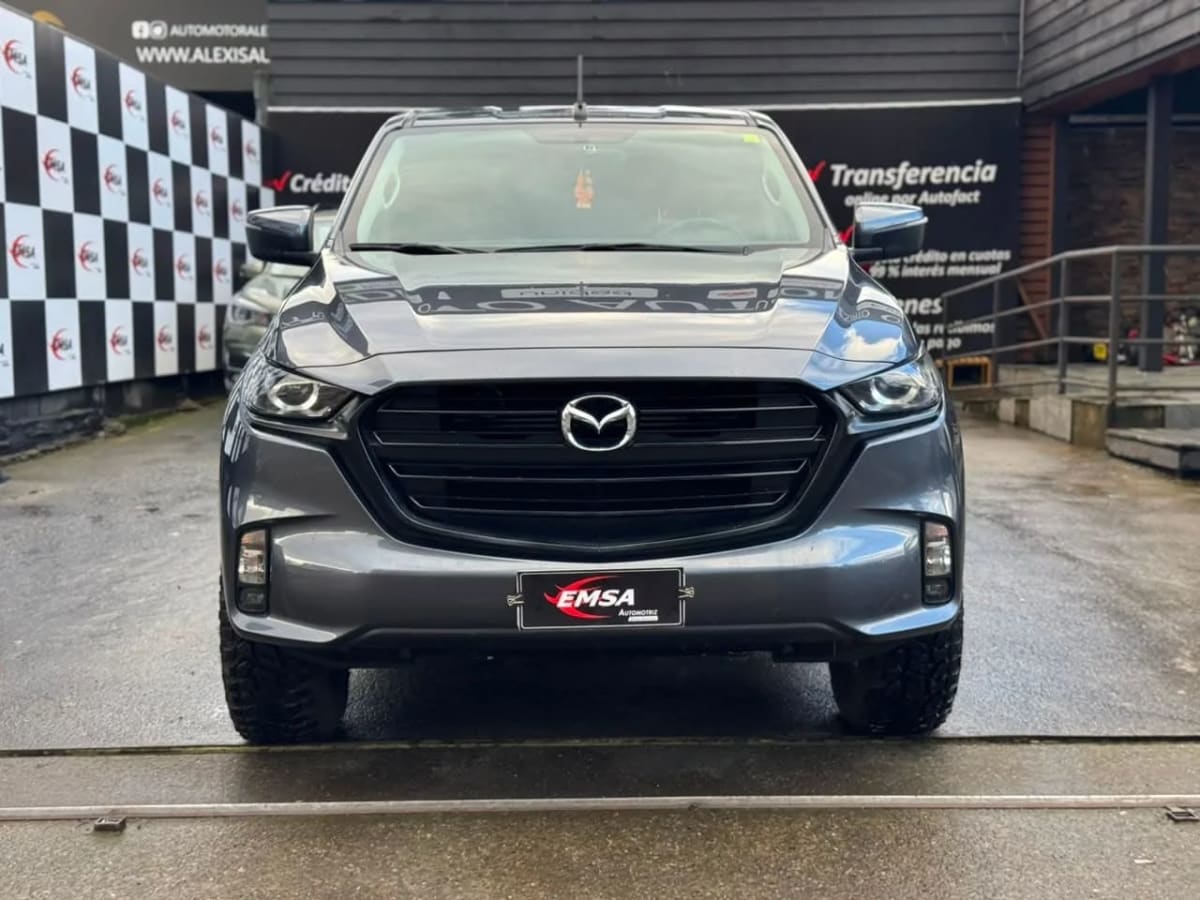 2023 Mazda Bt-50 4x4 Camioneta Gris - Miniatura 2