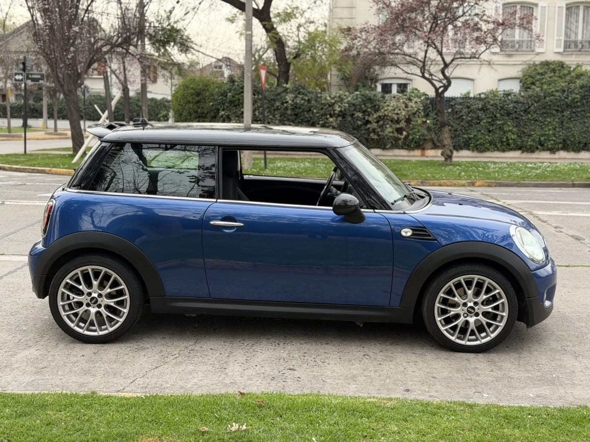 2014 MINI Cooper 1.6 Azul - Miniatura 8
