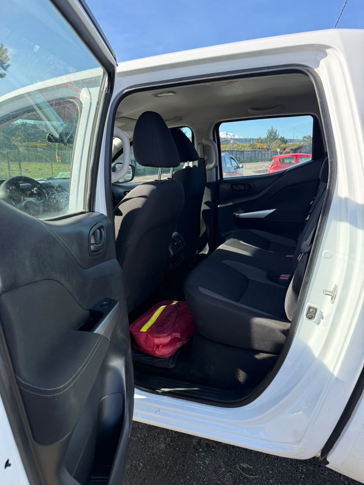 2022 Nissan Navara Blanco - Miniatura 9