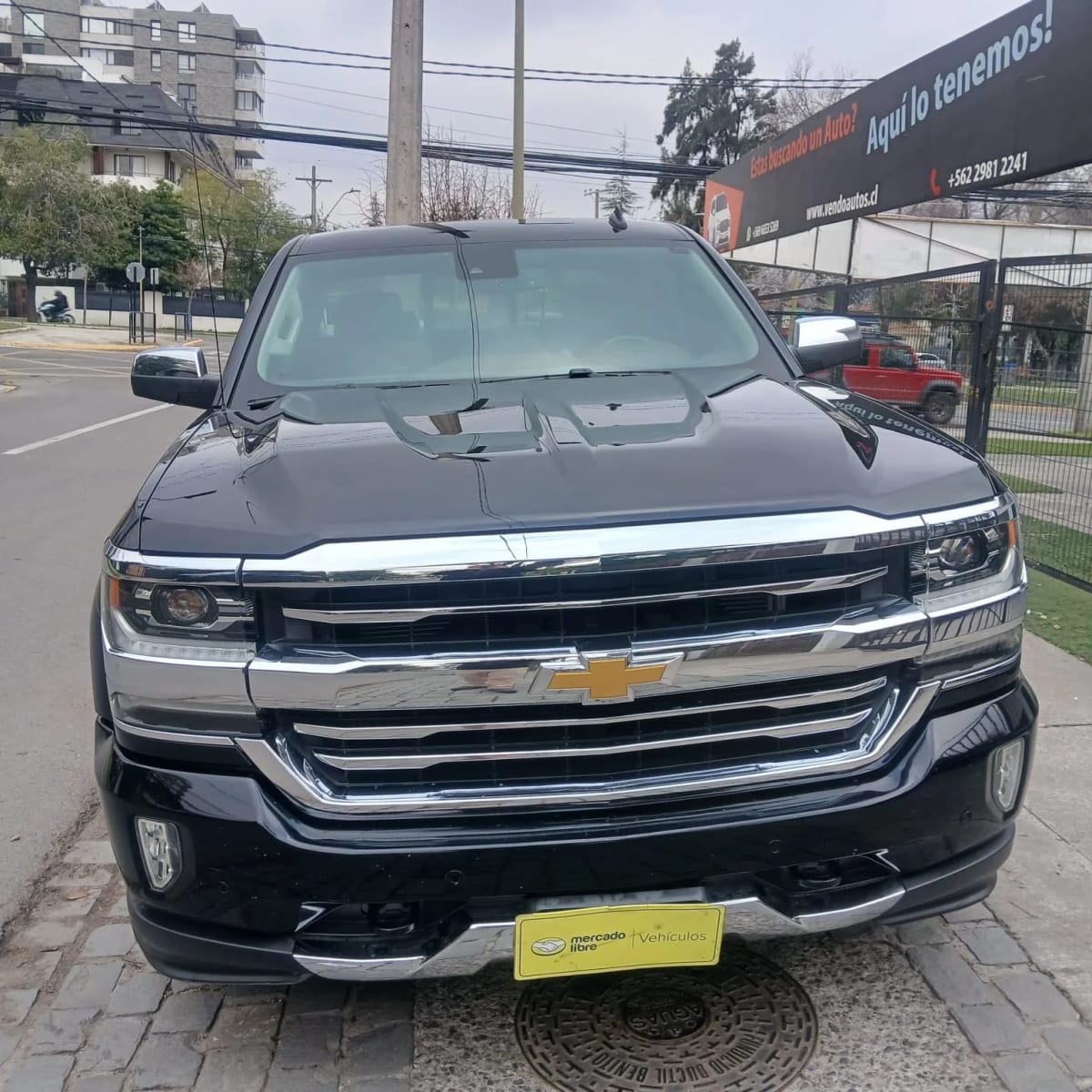 2018 Chevrolet Silverado High COUNTRY - Miniatura 6