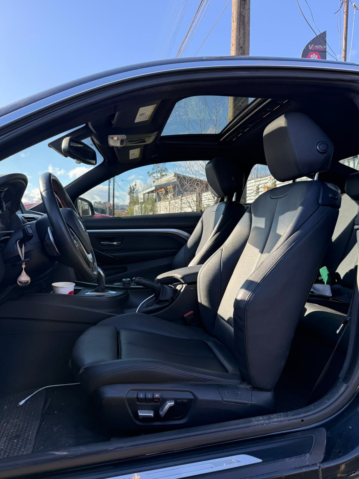 2016 BMW 428i Gris - Miniatura 6