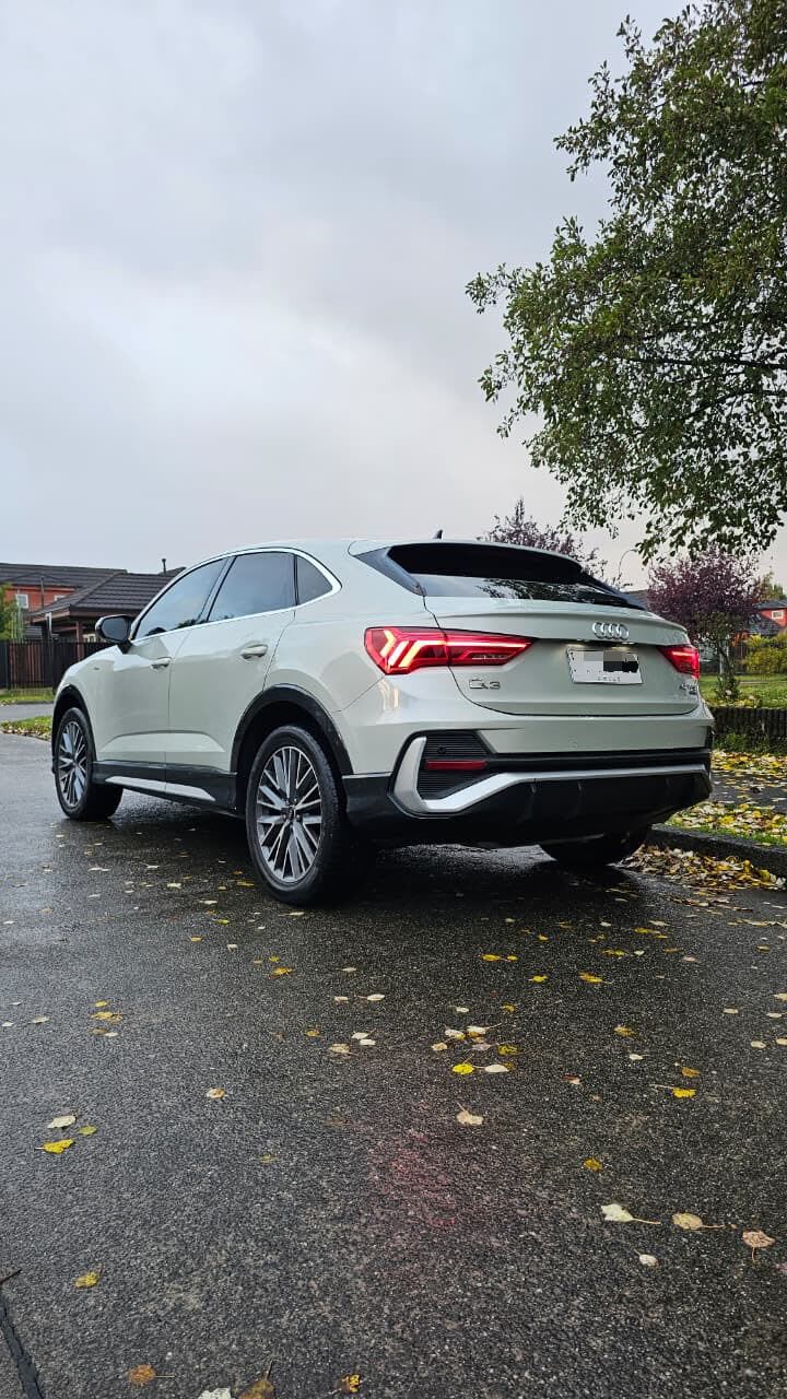 2021 Audi Q3 40 TFSI SPORTBACK Plata - Miniatura 4