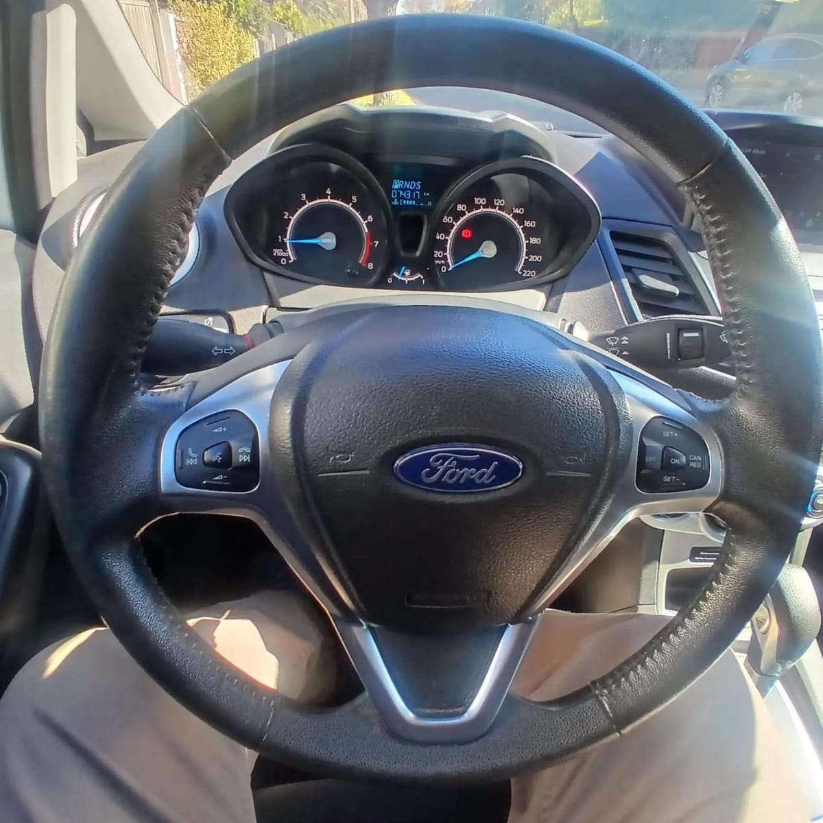 2019 Ford Fiesta Hatchback 1.6 - Miniatura 10