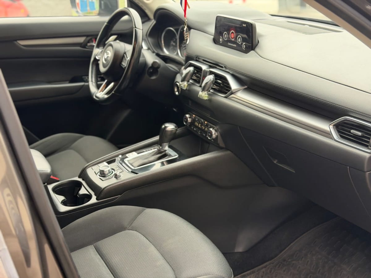 2018 Mazda CX-5 R Gris - Miniatura 8