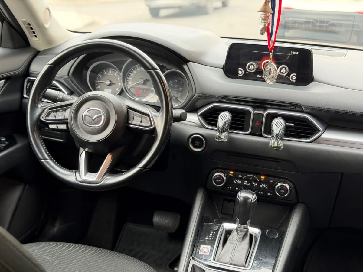 2018 Mazda CX-5 R Gris - Miniatura 10