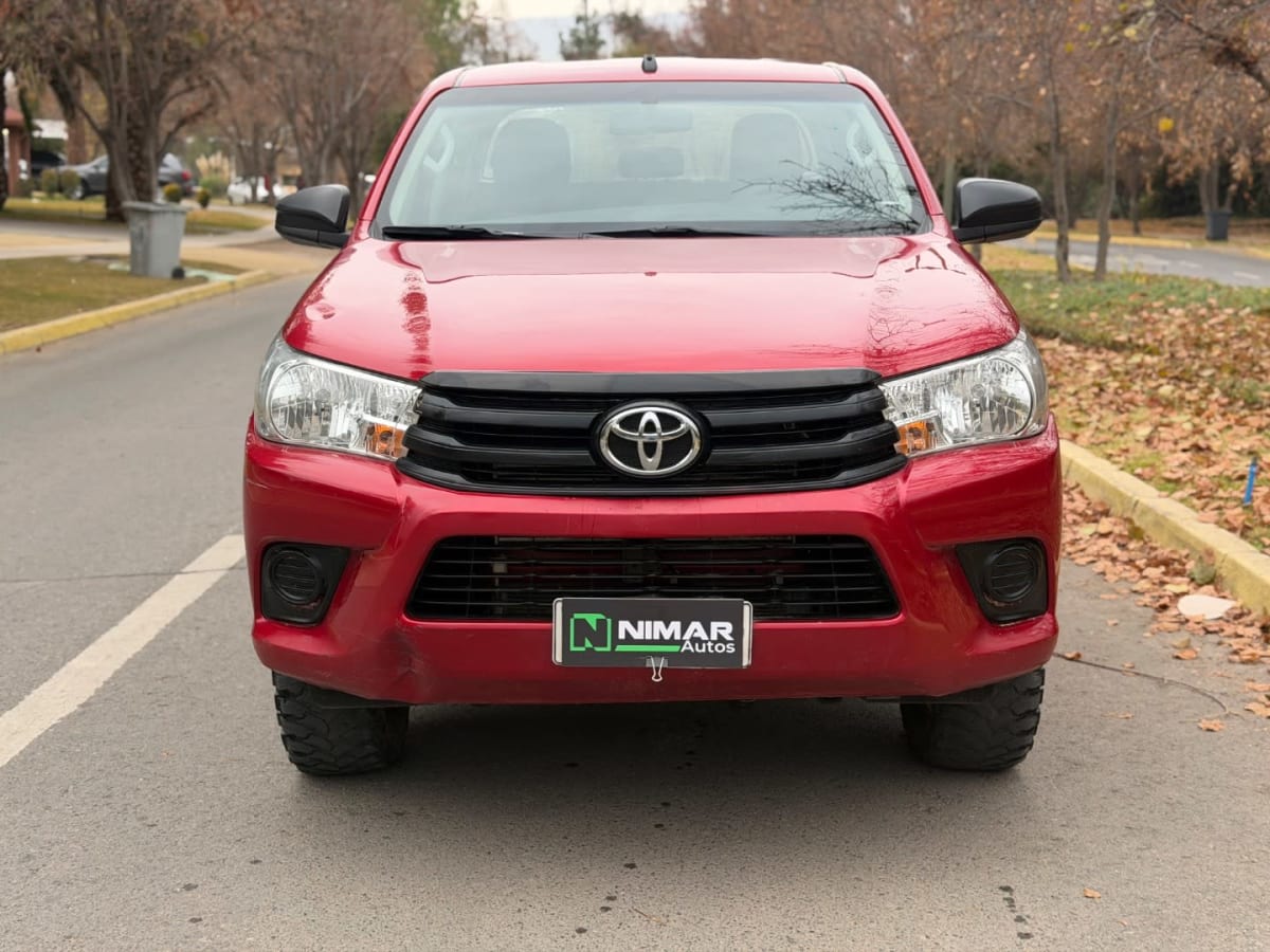 2024 Toyota HILUX DCAB 4X4 4P 2.4 Rojo - Miniatura 6