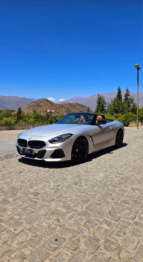 2023 BMW Z4 M40I Plata - Miniatura 4
