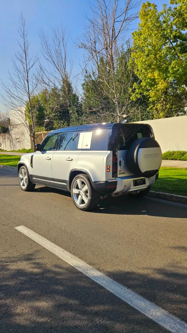 2021 Land Rover DEFENDER FIRST EDITION Plata - Miniatura 7