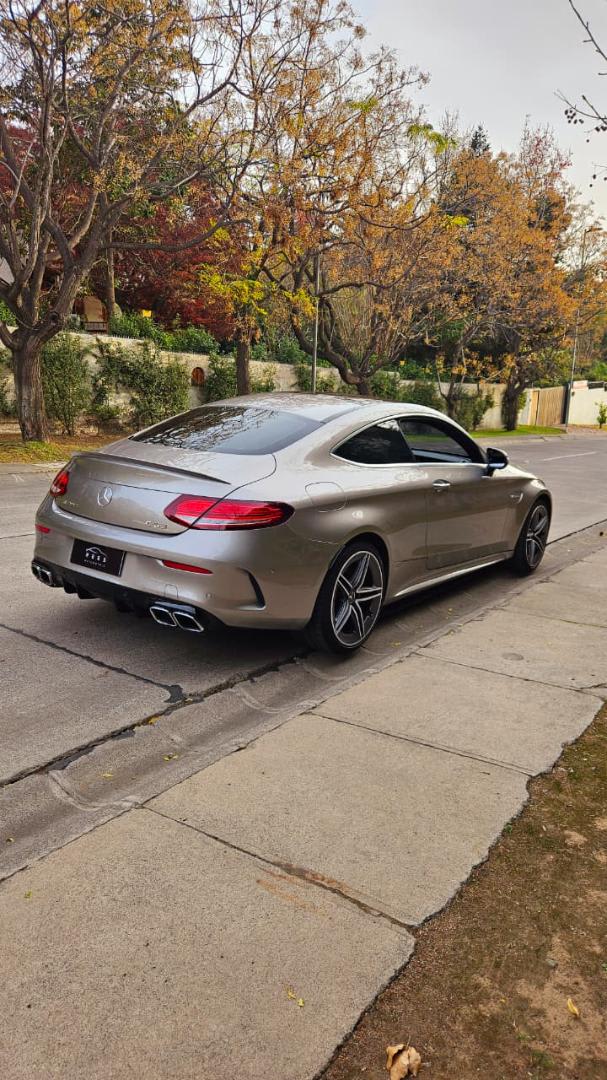 2020 Mercedes-Benz C 63 AMG COUPE Gris - Miniatura 10