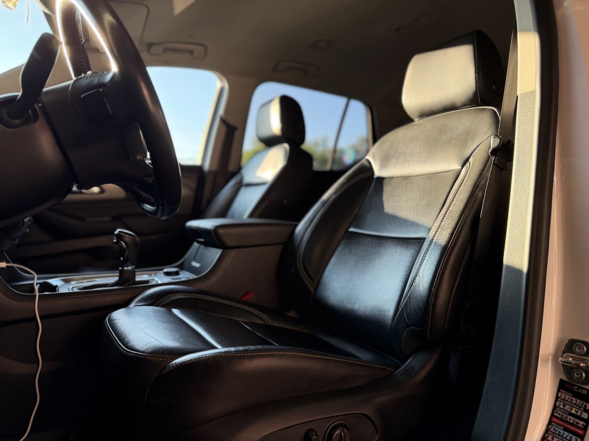 2021 Chevrolet TRAVERSE LT Blanco - Miniatura 7