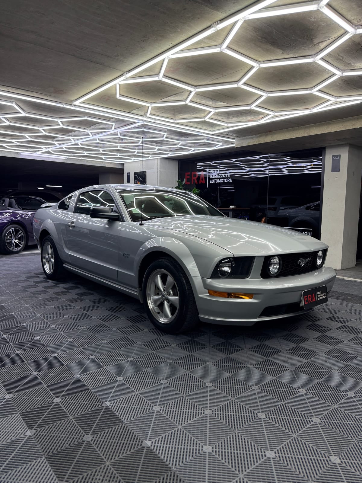 2007 Ford Mustang Gt Gris - Imagen 1