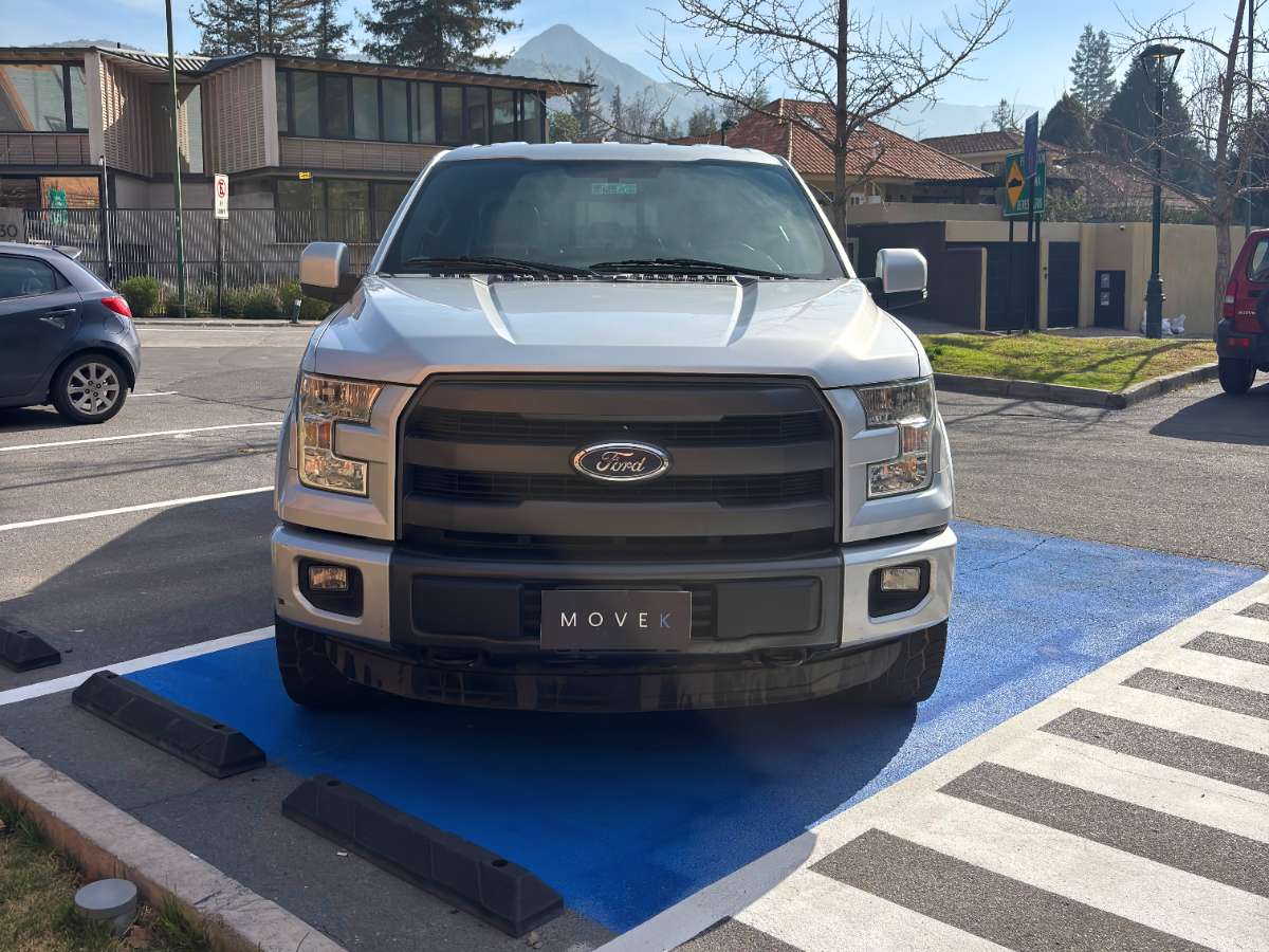 2015 Ford F150 LARIAT LUXURY 4X4 5.0 AUT Gris - Miniatura 3