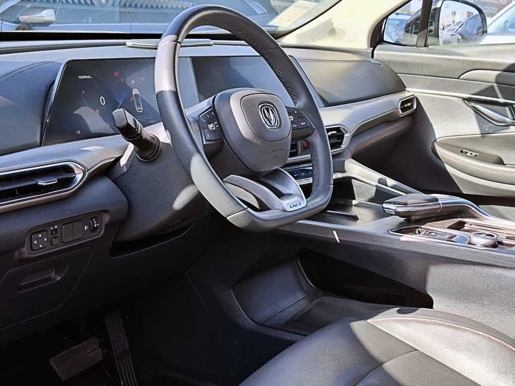 2024 Changan UNI-T 1.5 Gris - Miniatura 10