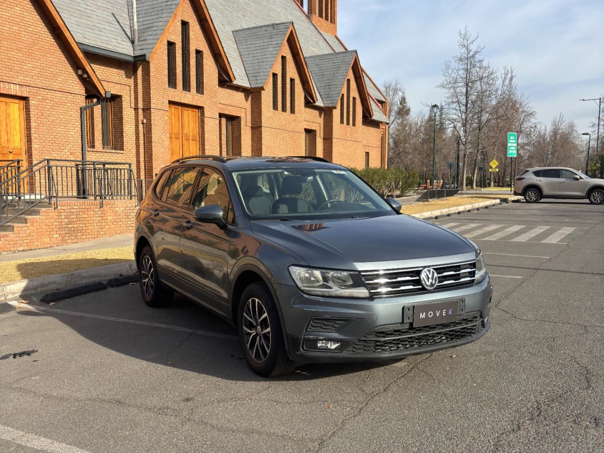 2020 Volkswagen TIGUAN Gris - Miniatura 4