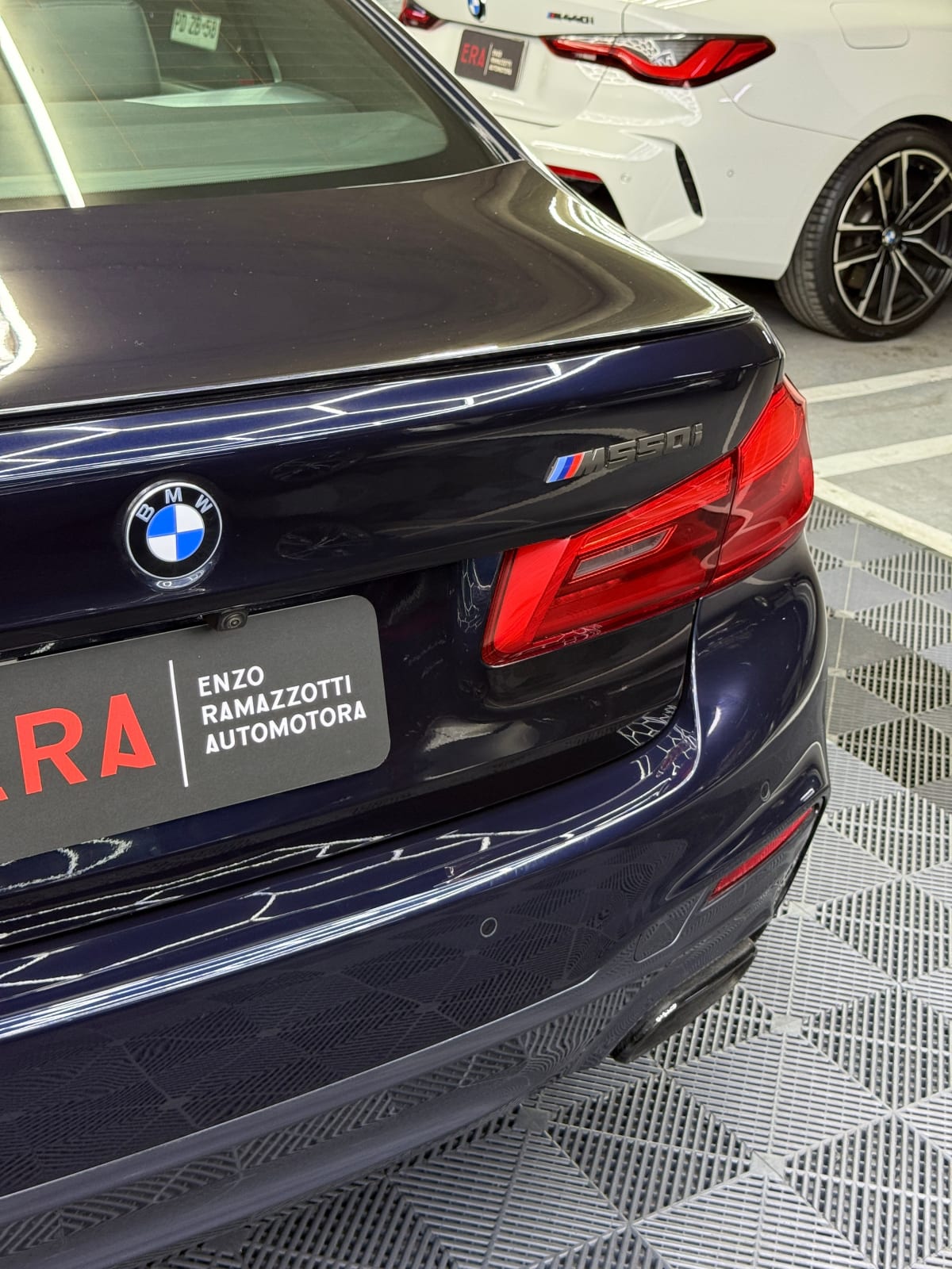 2019 Bmw M550 Xdrive Negro Carbon Metalizado - Miniatura 7