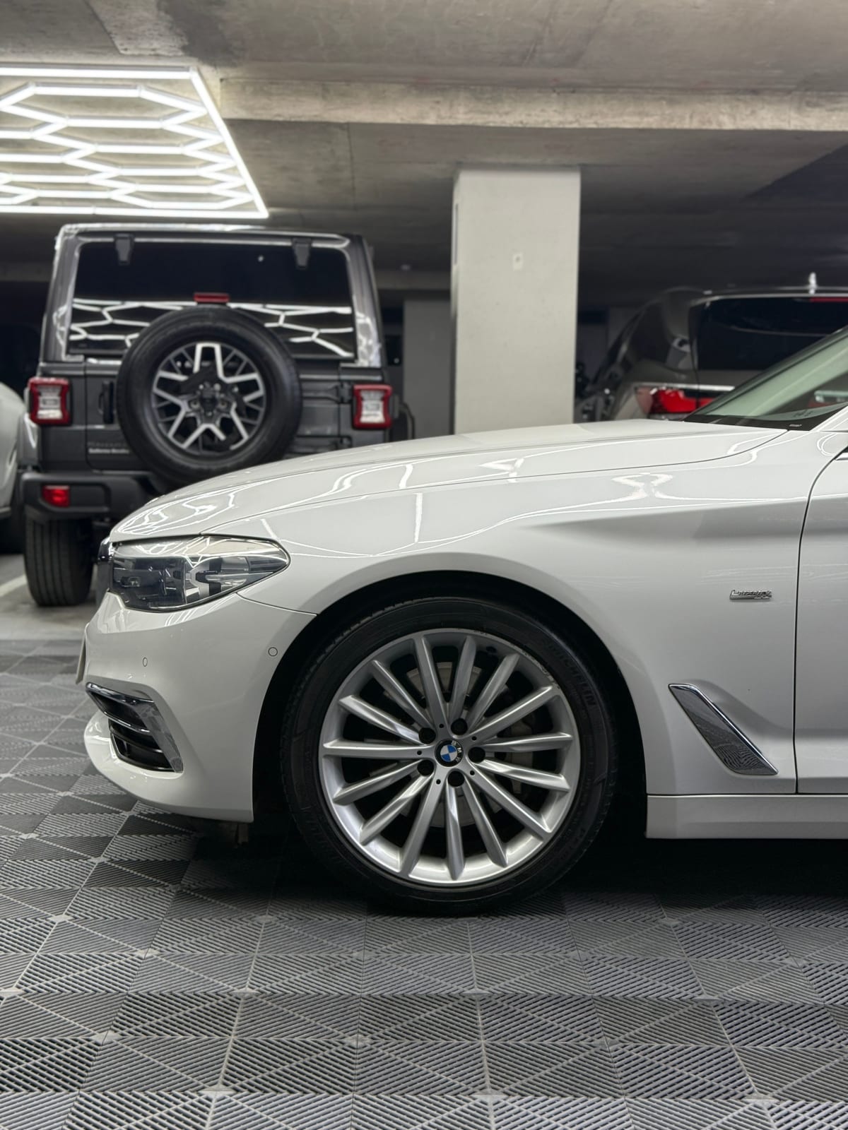 2018 Bmw 540i Luxury Blanco - Miniatura 6