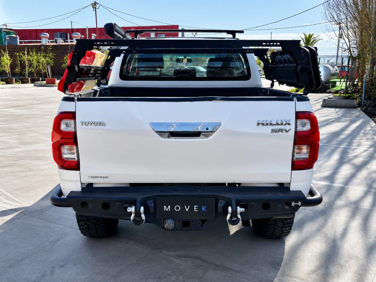 2017 Toyota HILUX SRV Blanco - Miniatura 10