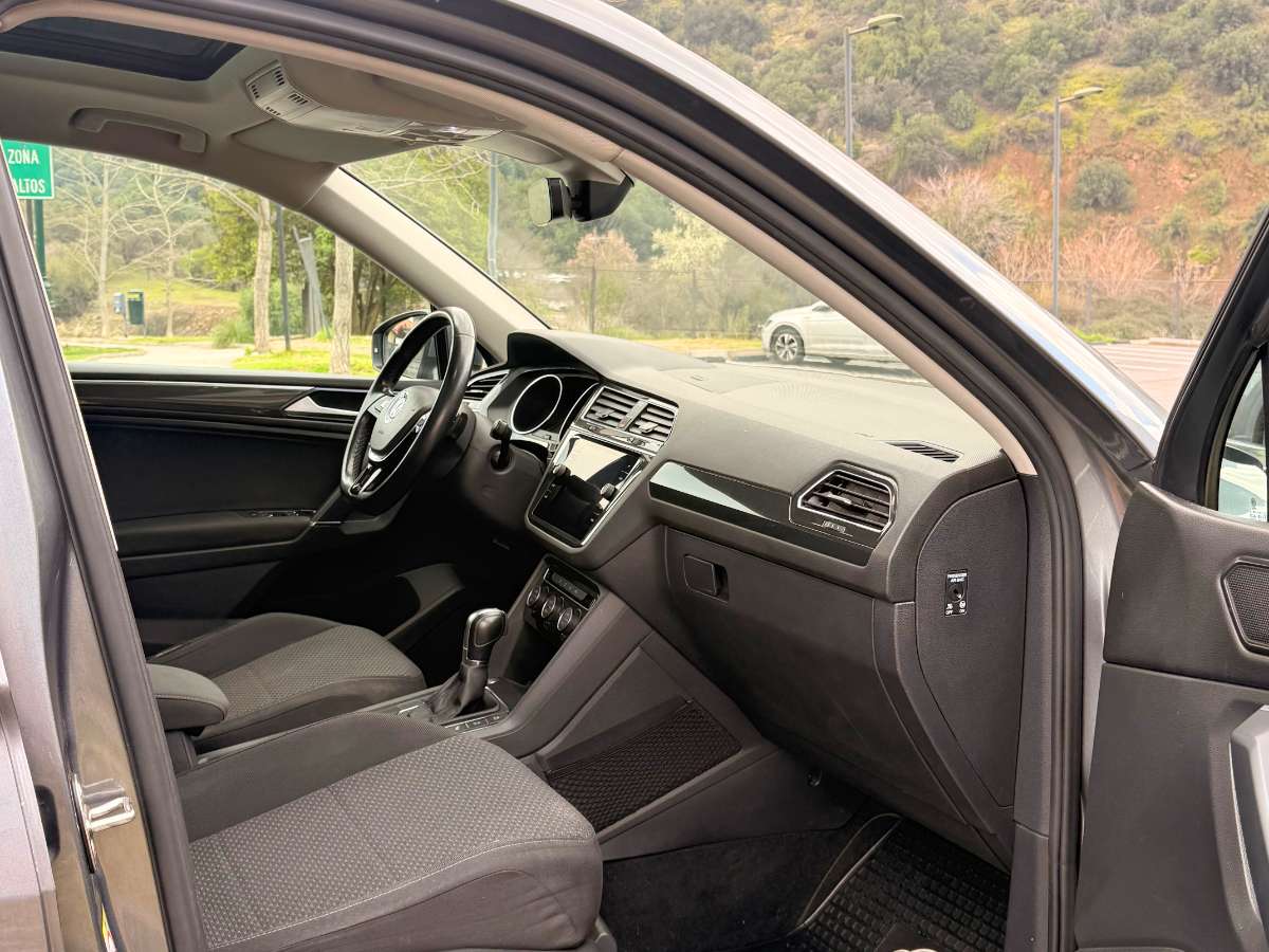 2018 Volkswagen TIGUAN GRIS - Miniatura 10