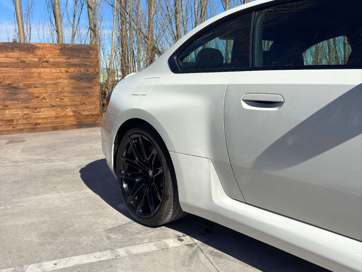 2026 BMW M2 BLANCO HIELO - Miniatura 5