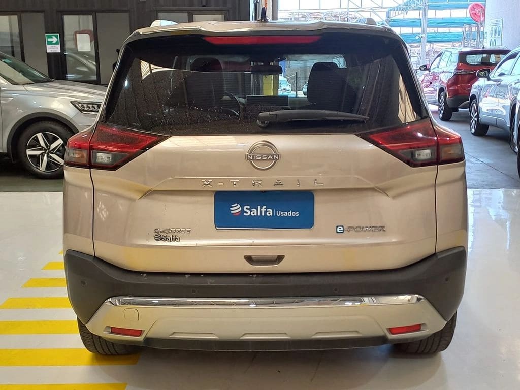2025 Nissan X-Trail 1.5 Beige - Miniatura 6