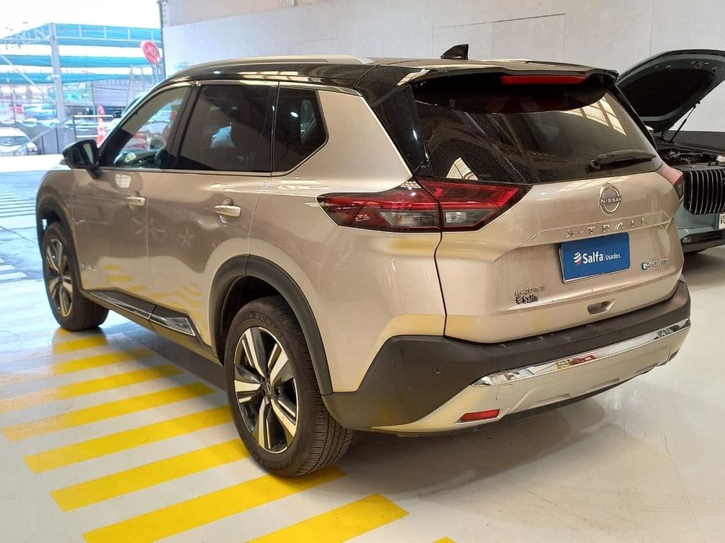 2025 Nissan X-Trail 1.5 Beige - Miniatura 8