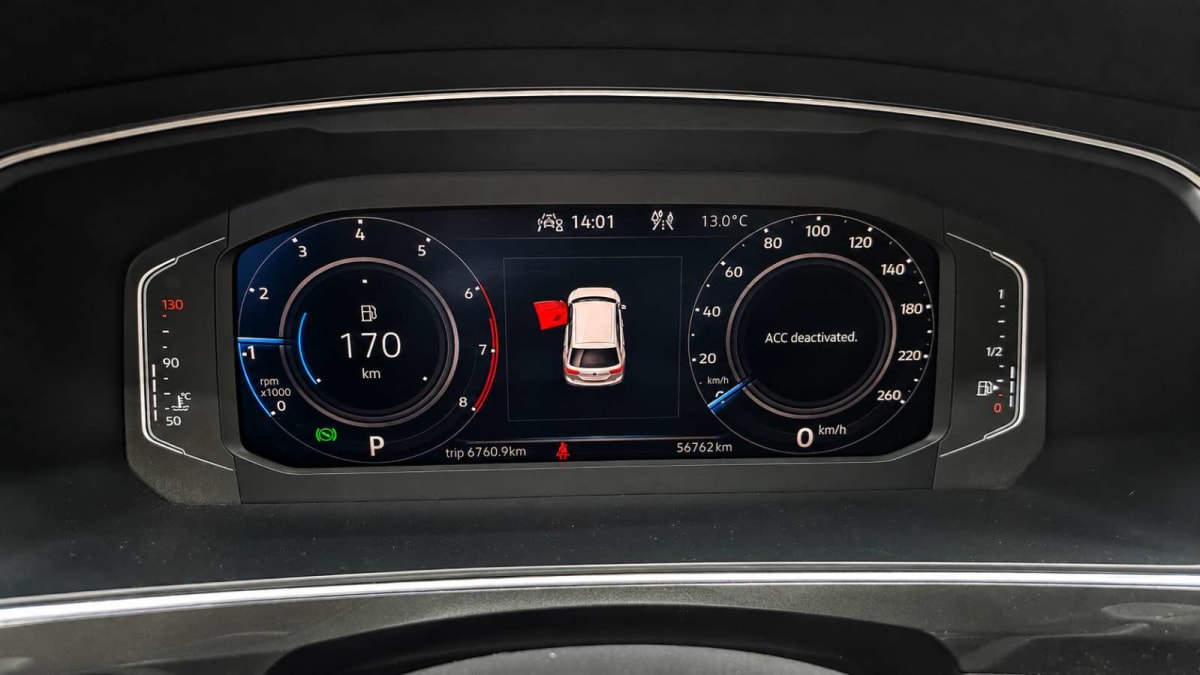 2023 Volkswagen TIGUAN Comfortline Plata - Miniatura 7