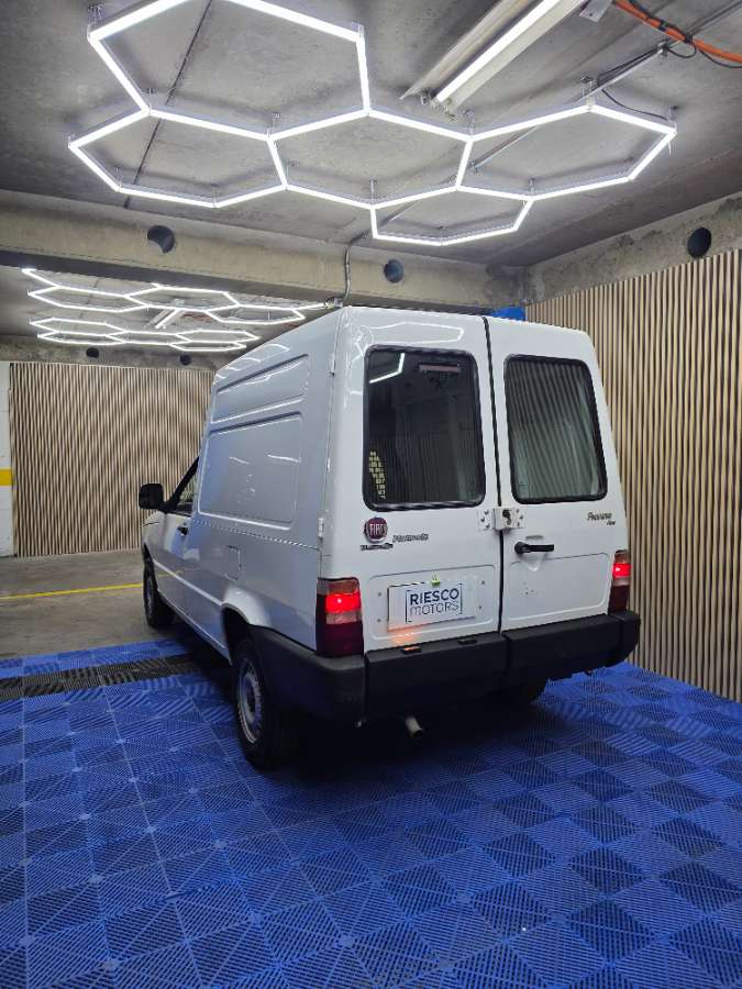 2014 Fiat FIORINO Blanco - Miniatura 6