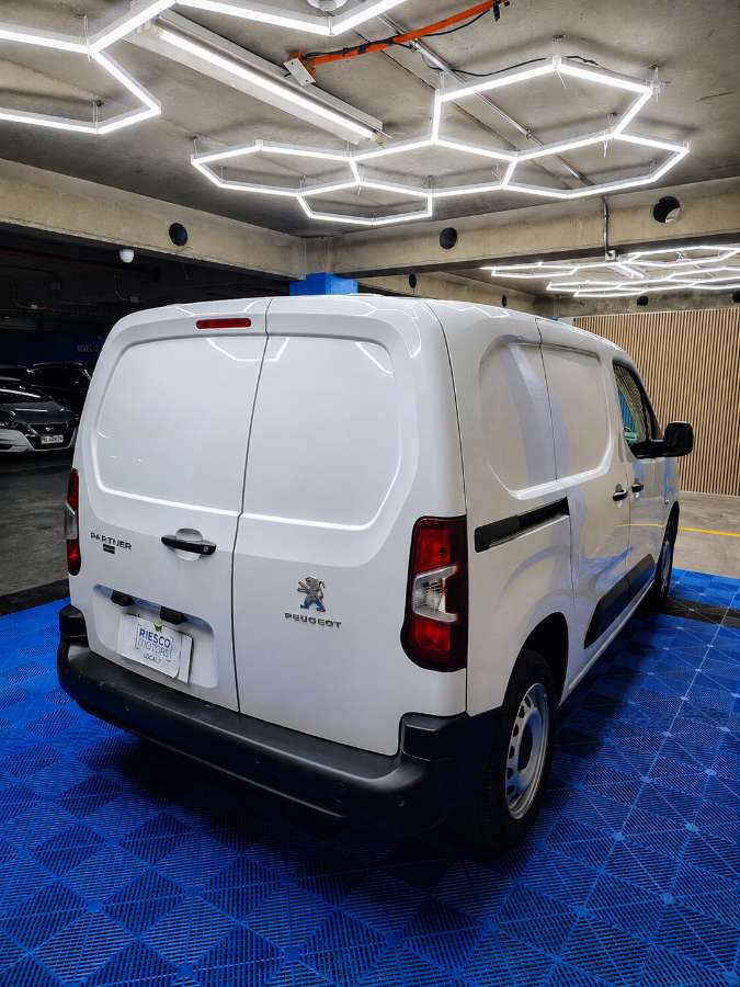 2023 Peugeot PARTNER Blanco - Miniatura 5