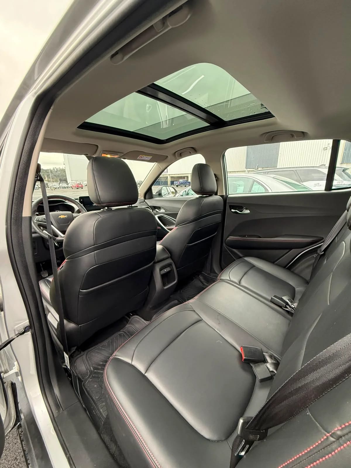 2025 Chevrolet Groove Premier Groove - Miniatura 9