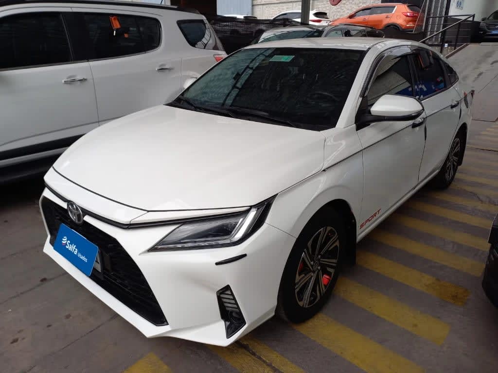 2023 Toyota Yaris 1.5 Blanco - Imagen 1