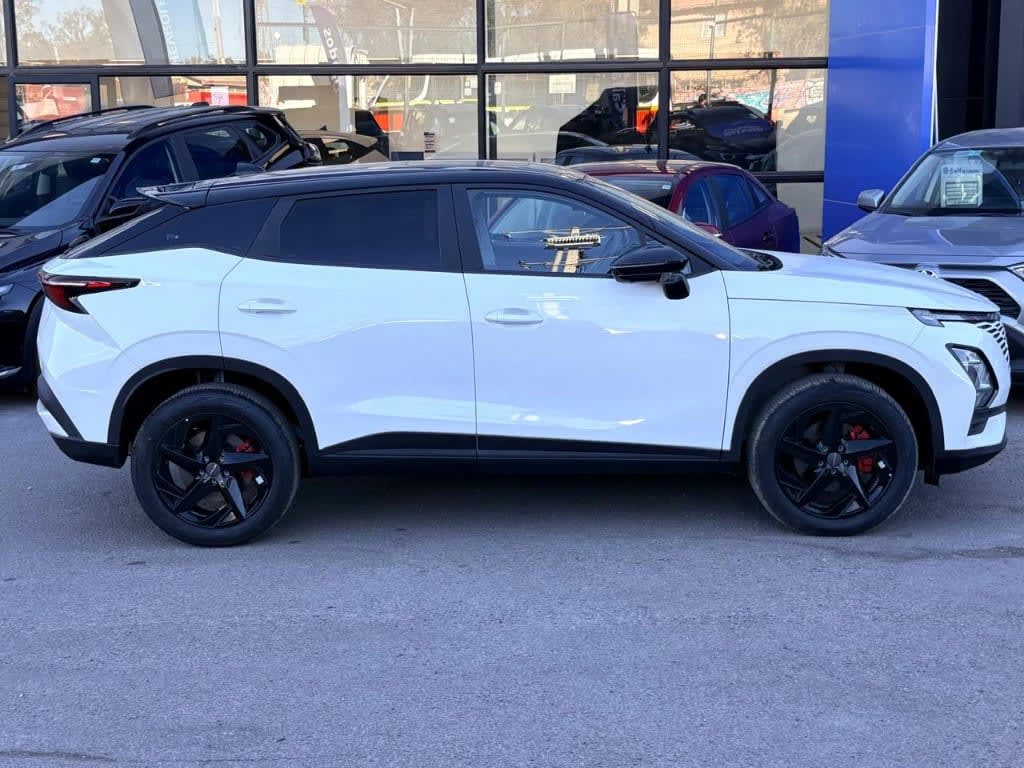 2026 Omoda C5 16T Blanco - Miniatura 8
