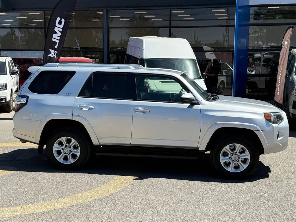 2020 Toyota 4runner  4.0 Plata - Miniatura 5