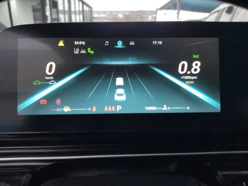 2026 Omoda C5 1.6T Blanco - Miniatura 9