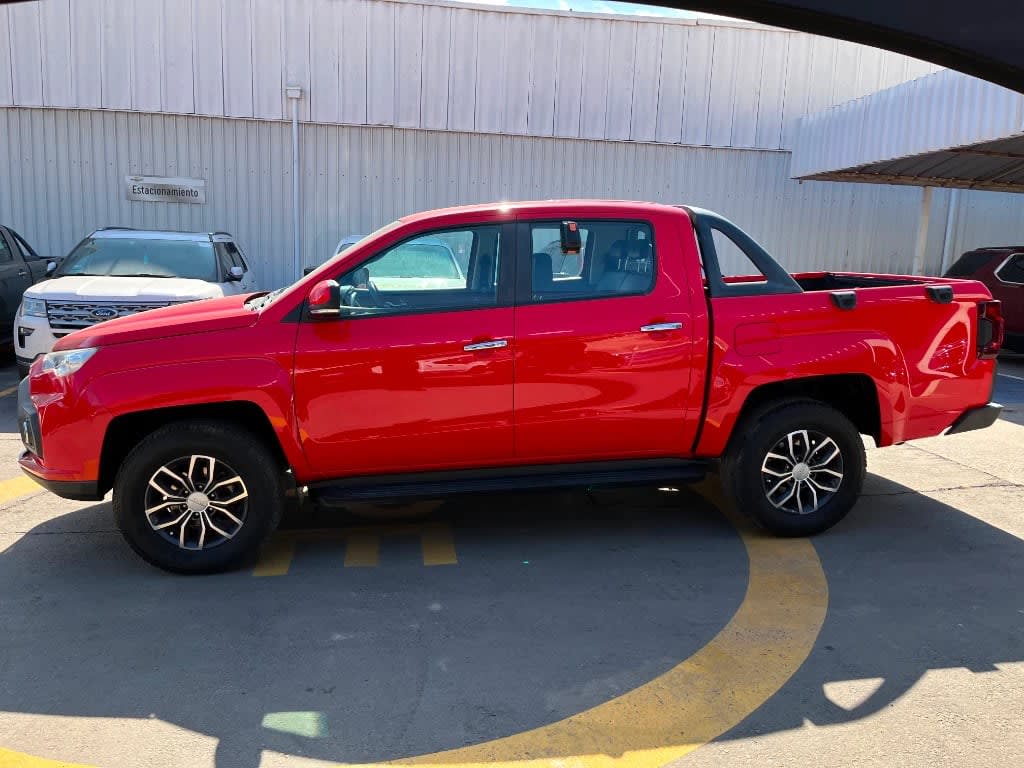 2023 Jmc Vigus Mt Rojo - Miniatura 4