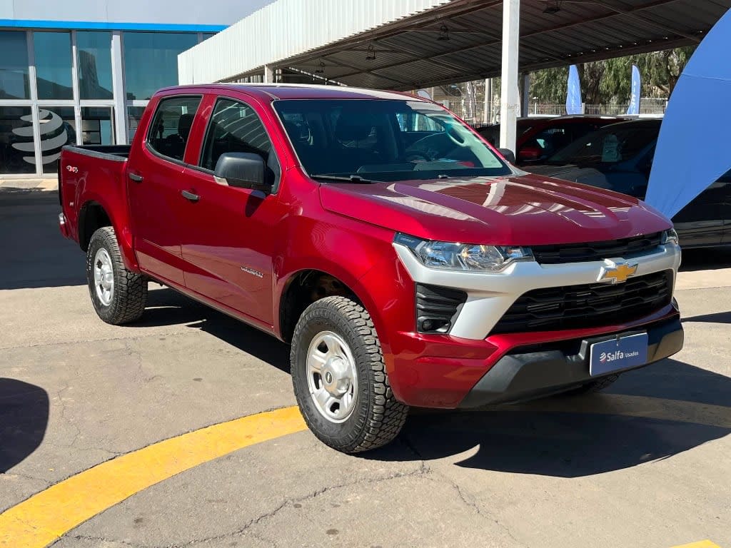 2025 Chevrolet Colorado 2.8TD Rojo - Miniatura 3