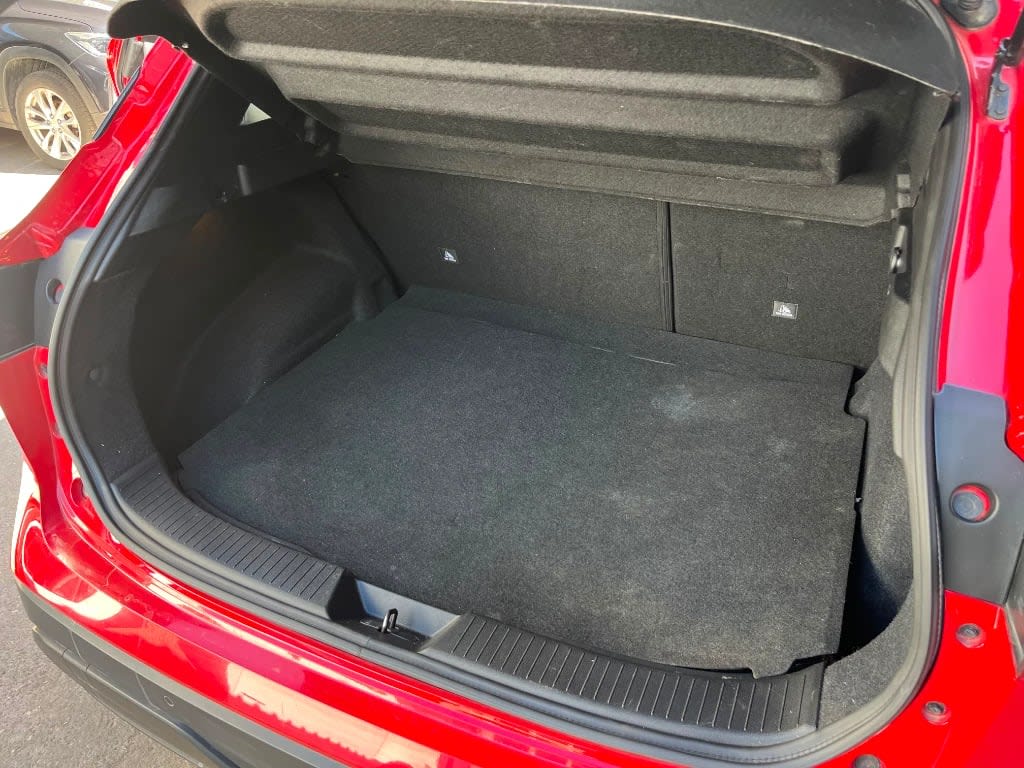 2025 Nissan Qashqai 1.3T Rojo - Miniatura 7
