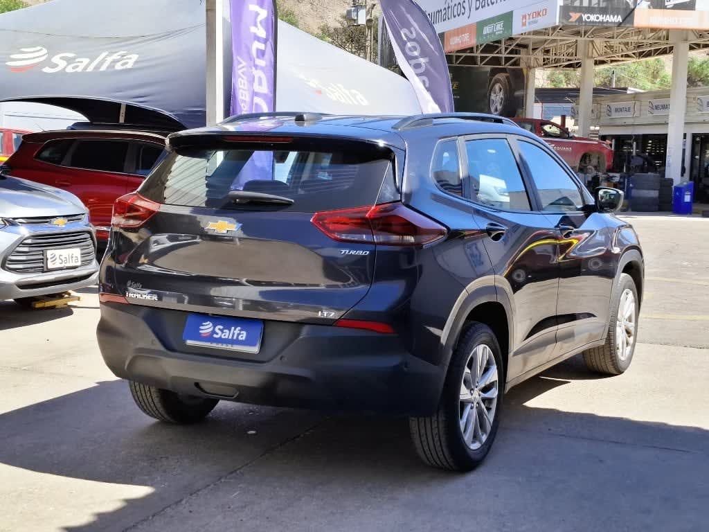 2025 Chevrolet Tracker 1.2T Gris - Miniatura 4