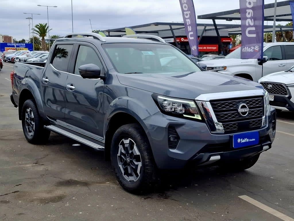 2024 Nissan Navara 2.3 Gris - Miniatura 3