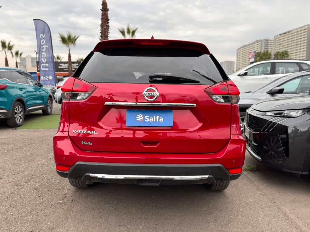 2022 Nissan X-Trail 2.5 Rojo - Miniatura 6