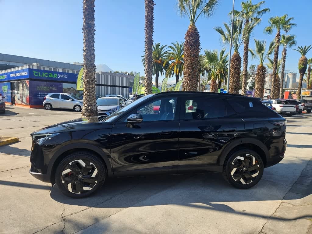 2026 Omoda C7 1.6 Negro - Miniatura 8