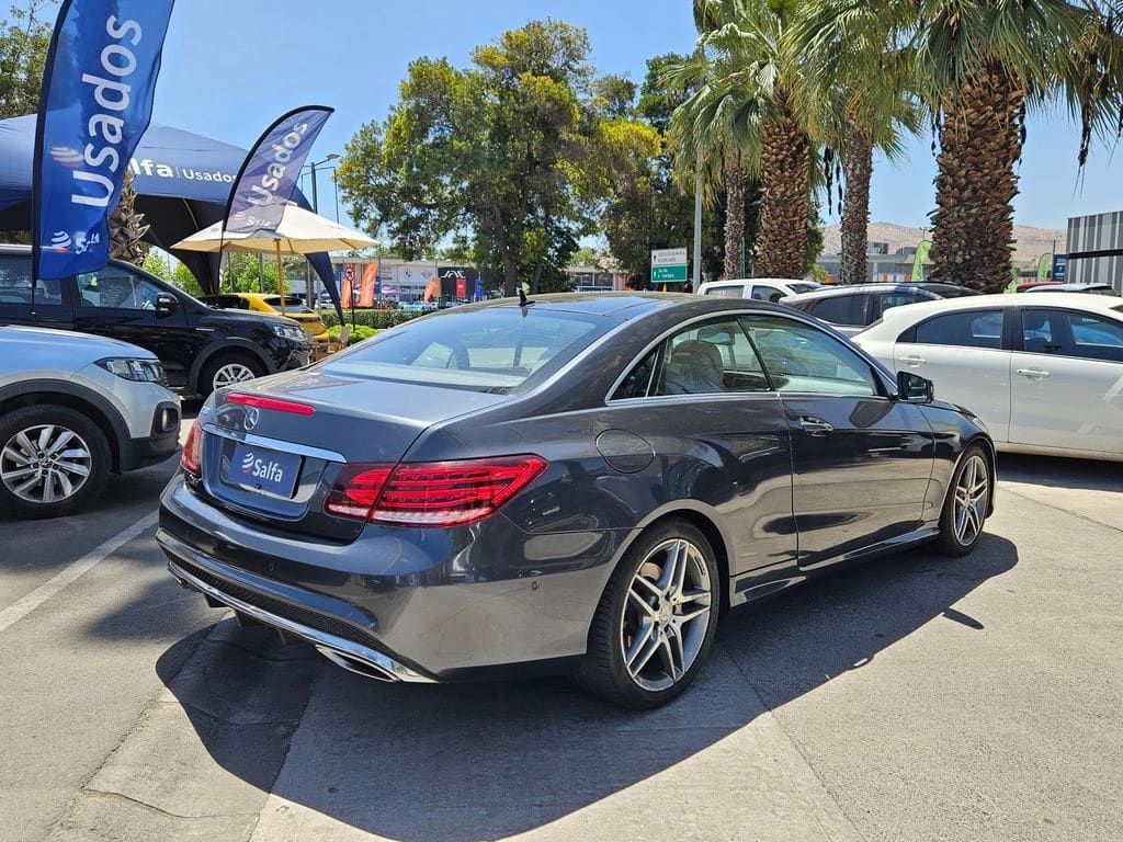 2017 Mercedes-Benz E 400 3.0 Gris - Miniatura 4